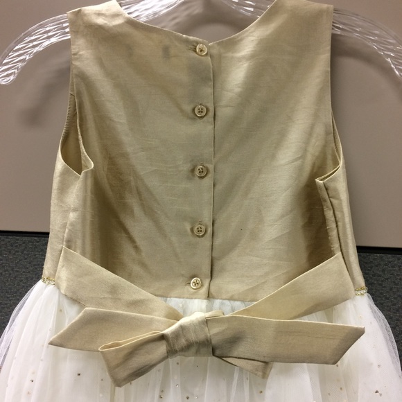 🔅Girls🔅Special Occasion Gold/White Dress - Picture 4 of 7
